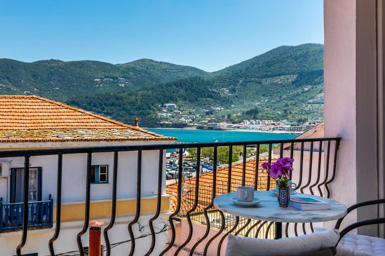 Regina Hotel Città di Skopelos Esterno foto